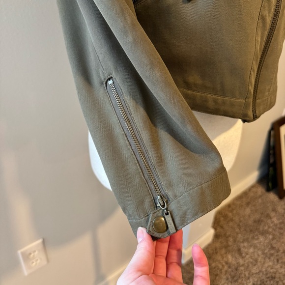 Y2K INC olive green taupe cropped convertible silk moto jacket size medium - Picture 6 of 14